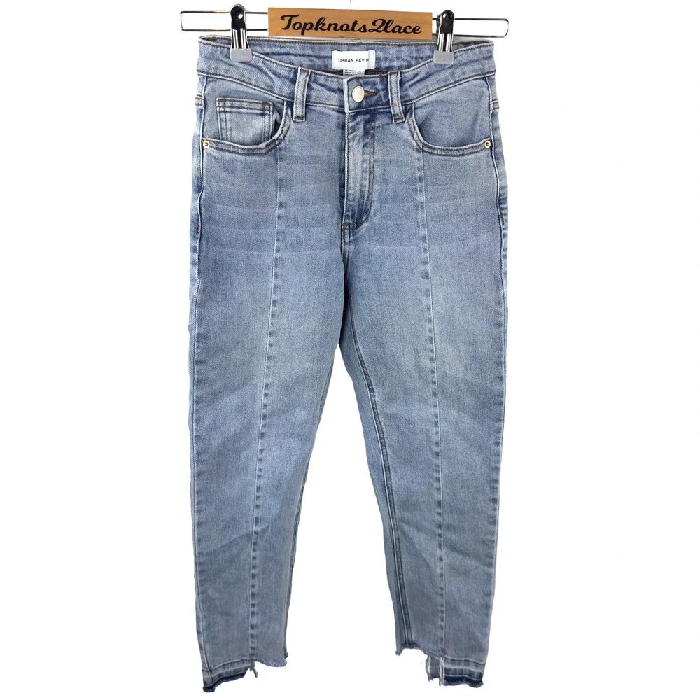 Urban Revivo Step Hem High‎ Rise Jeans